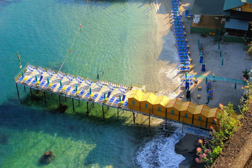 Gocce Di Capri 3*